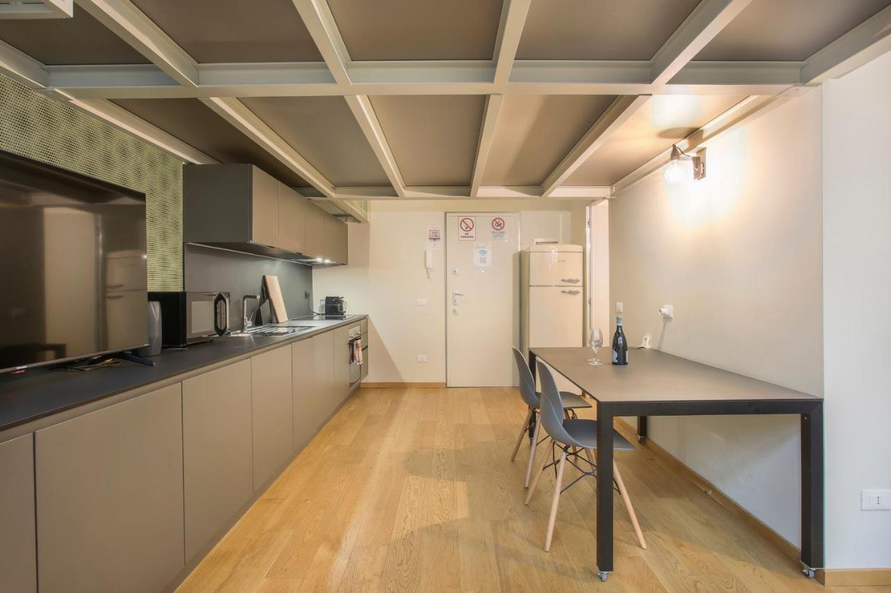 Modern Loft In Porta Venezia - Hosted By Sweetstay Milan Exterior photo
